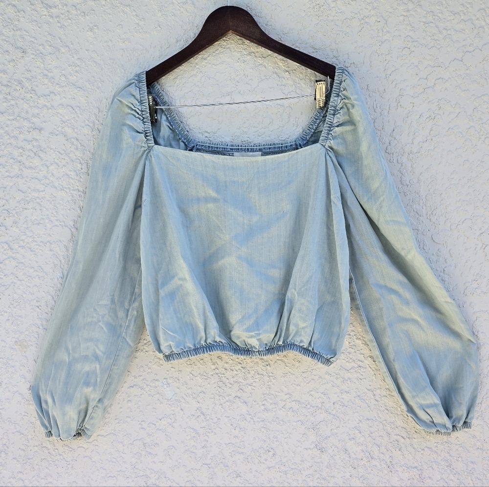 Anthropologie Cloth & Stone Smocked Chambray Long sleeve Top Size XL - Picture 3 of 11